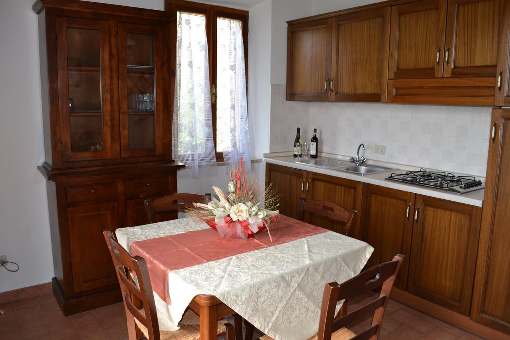 Villa Santa Maria Монтальчино Номер фото
